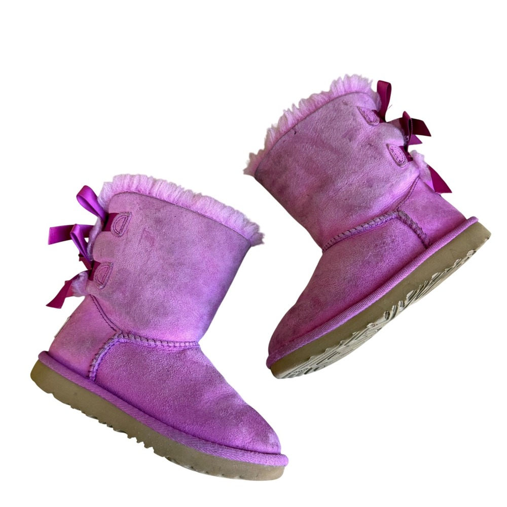 UGG Bailey Bow II Magenta Pink Suede Boots Kids Size 11 Winter Fall